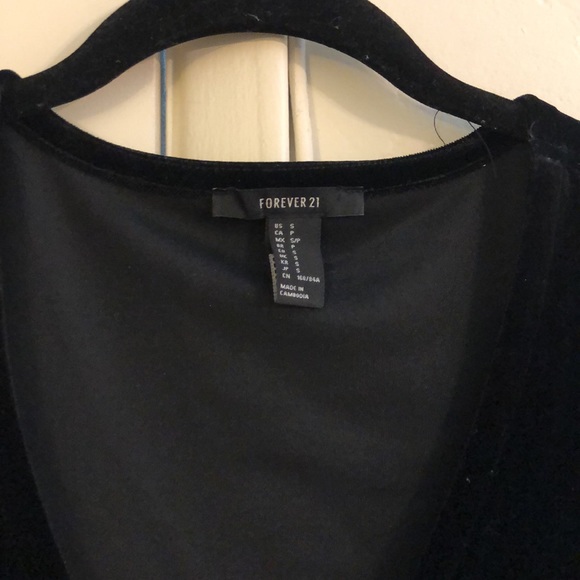 Velvet dress - Picture 2 of 3